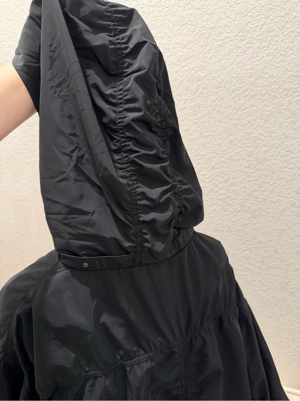 Athleta Point Reyes Bomber Jacket Black Hooded Ruched Oversized 3X - Picture 5 of 9